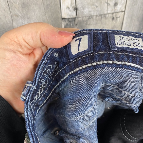 Girls Miss Me Cuffed Capri Floral Peace Jeans Sz 7 - Picture 10 of 16